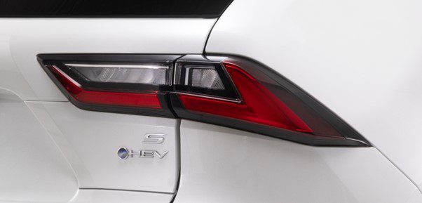 đèn hậu toyota yaris cross